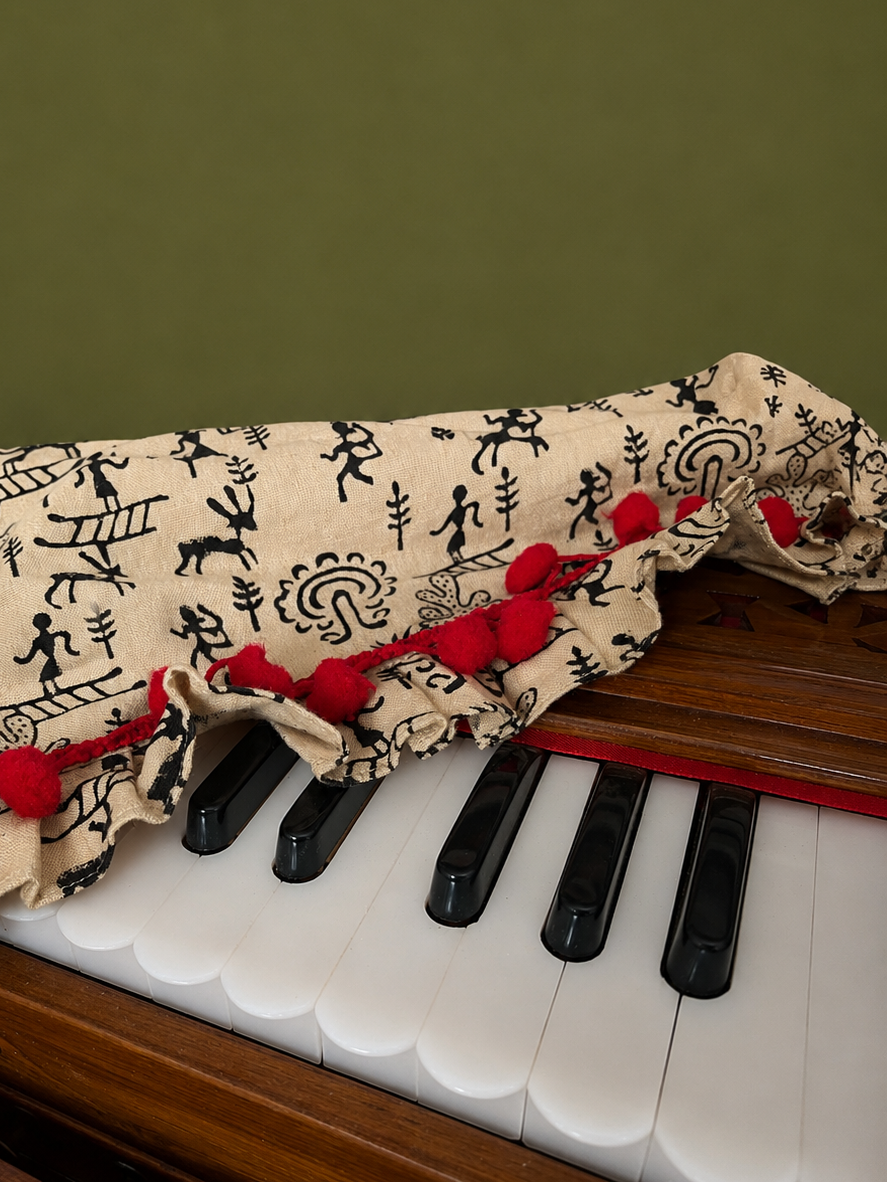 Harmonium cover